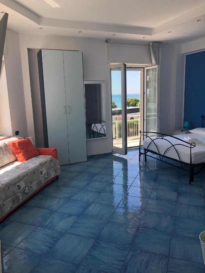 Blue Sea Salerno Otel Dış mekan fotoğraf